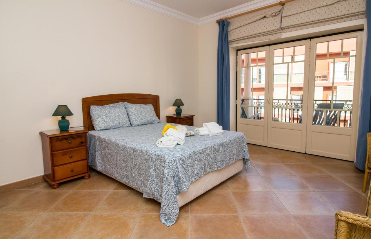 Oura Sunrise III Apartment - Sea View & Oura Beach & Top Location البوفيرا المظهر الخارجي الصورة