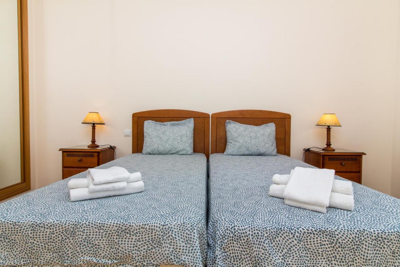 Oura Sunrise III Apartment - Sea View & Oura Beach & Top Location البوفيرا المظهر الخارجي الصورة